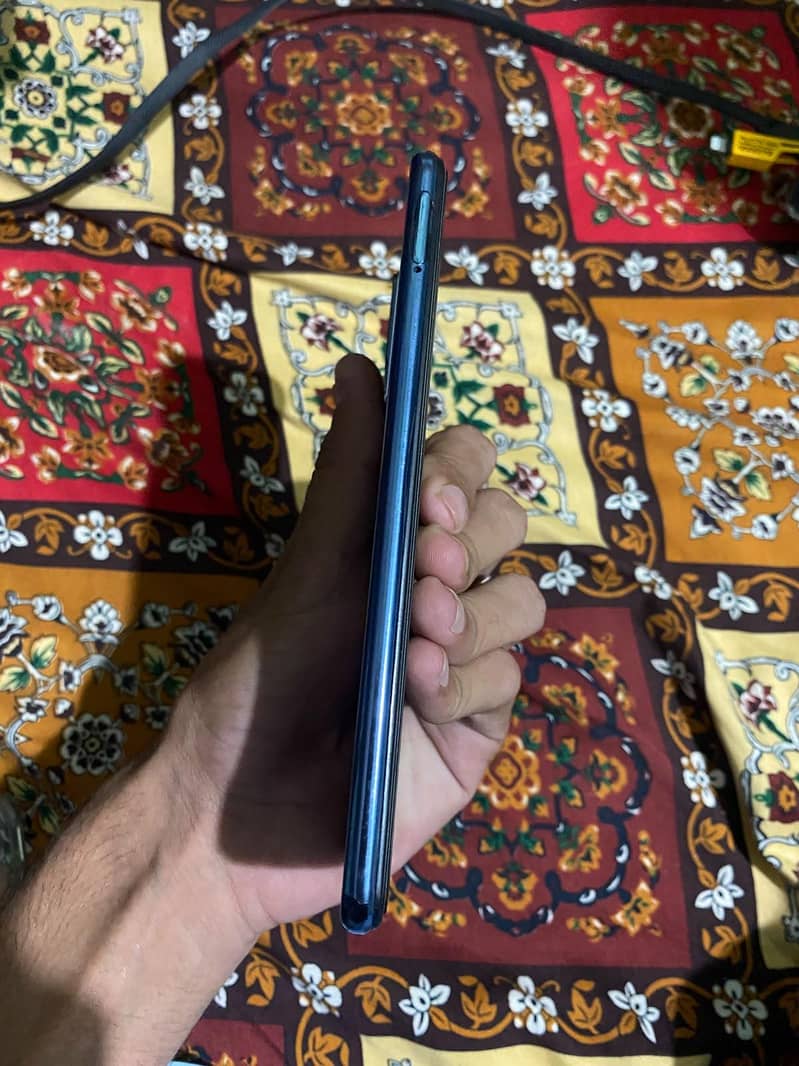 Vivo V21e | with box | snapdragon processor 4