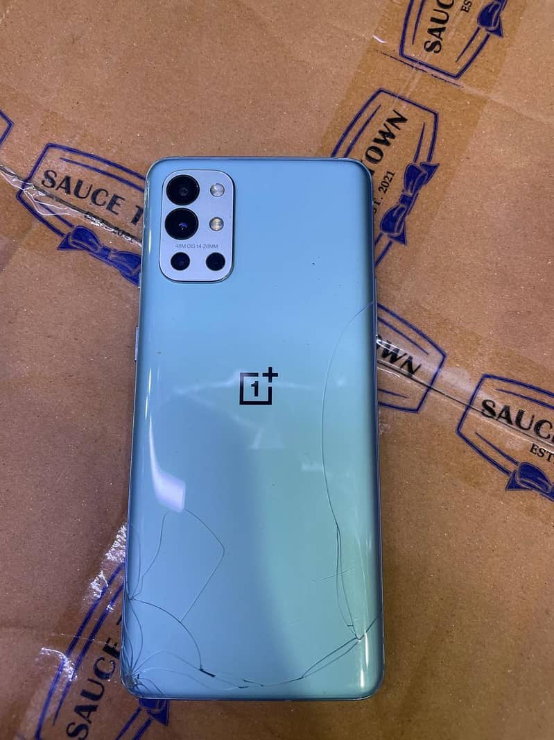 One Plus 9R 0