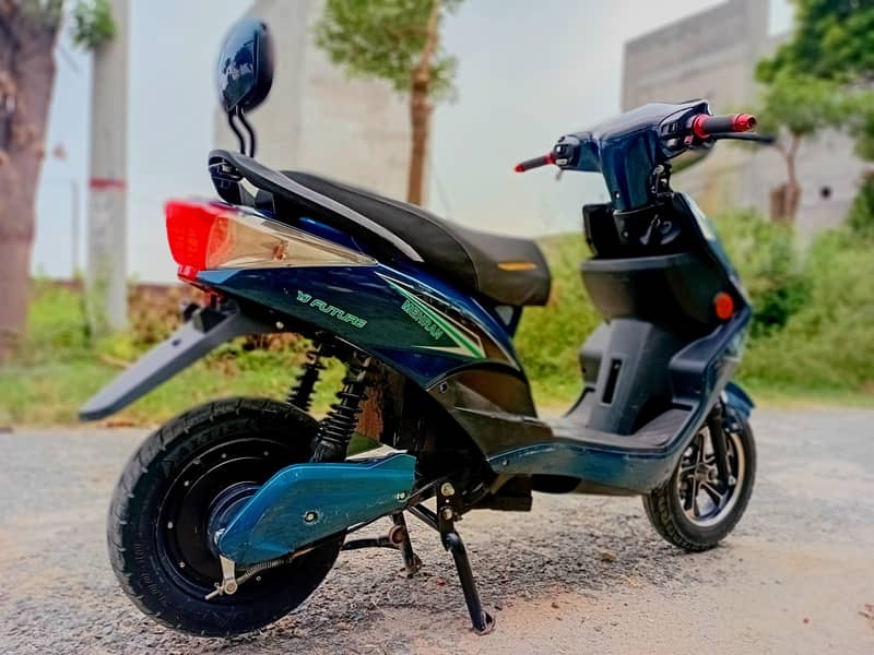 electric scooty 2