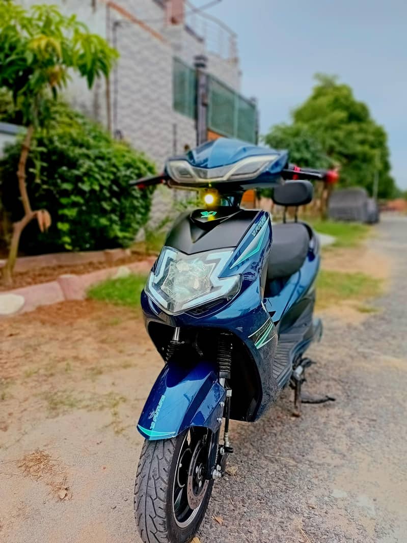 electric scooty 8