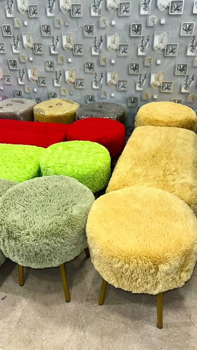 Bar Stools /Cafe Stools / Stools