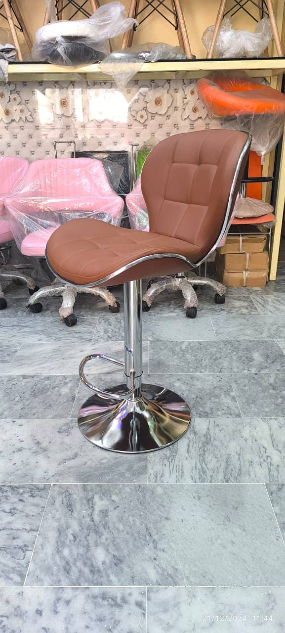 Bar Stools /Cafe Stools / Stools 10
