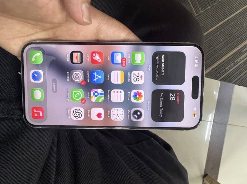Apple iPhone 15 Pro Max 3
