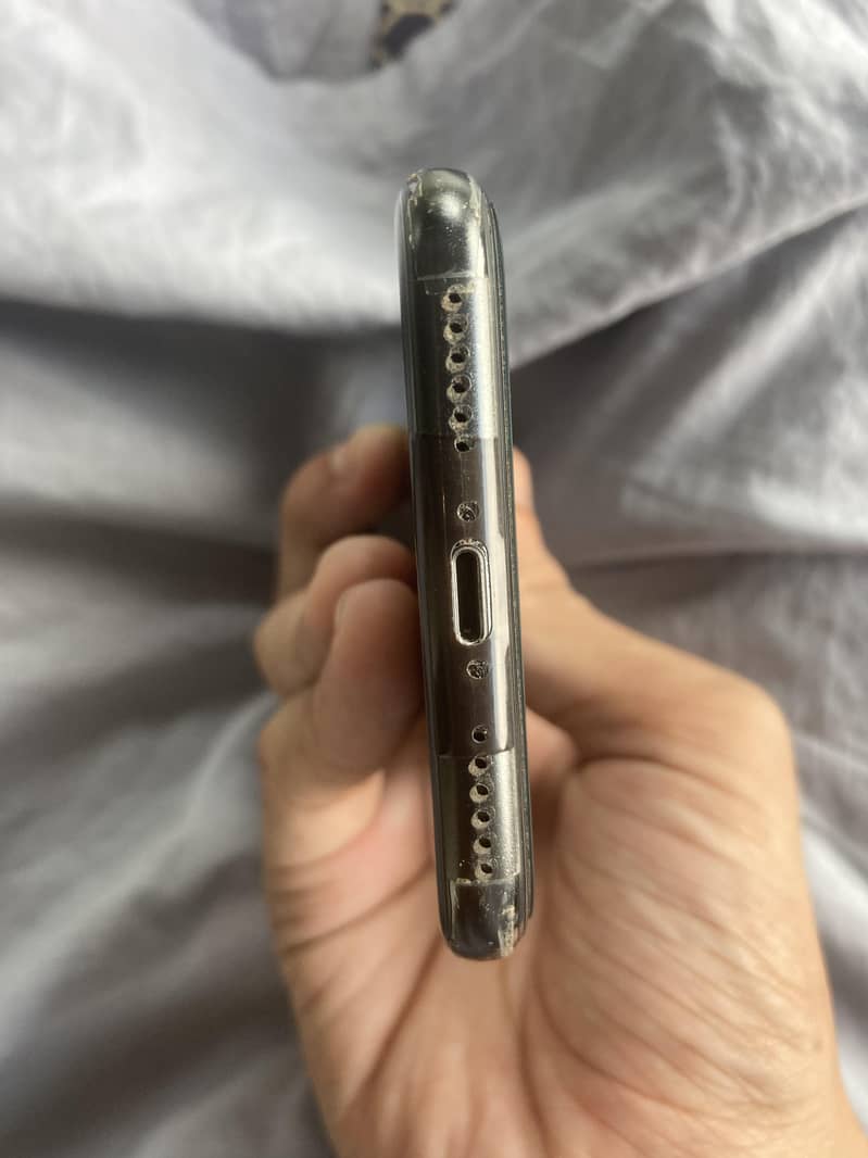 Apple iPhone X 2