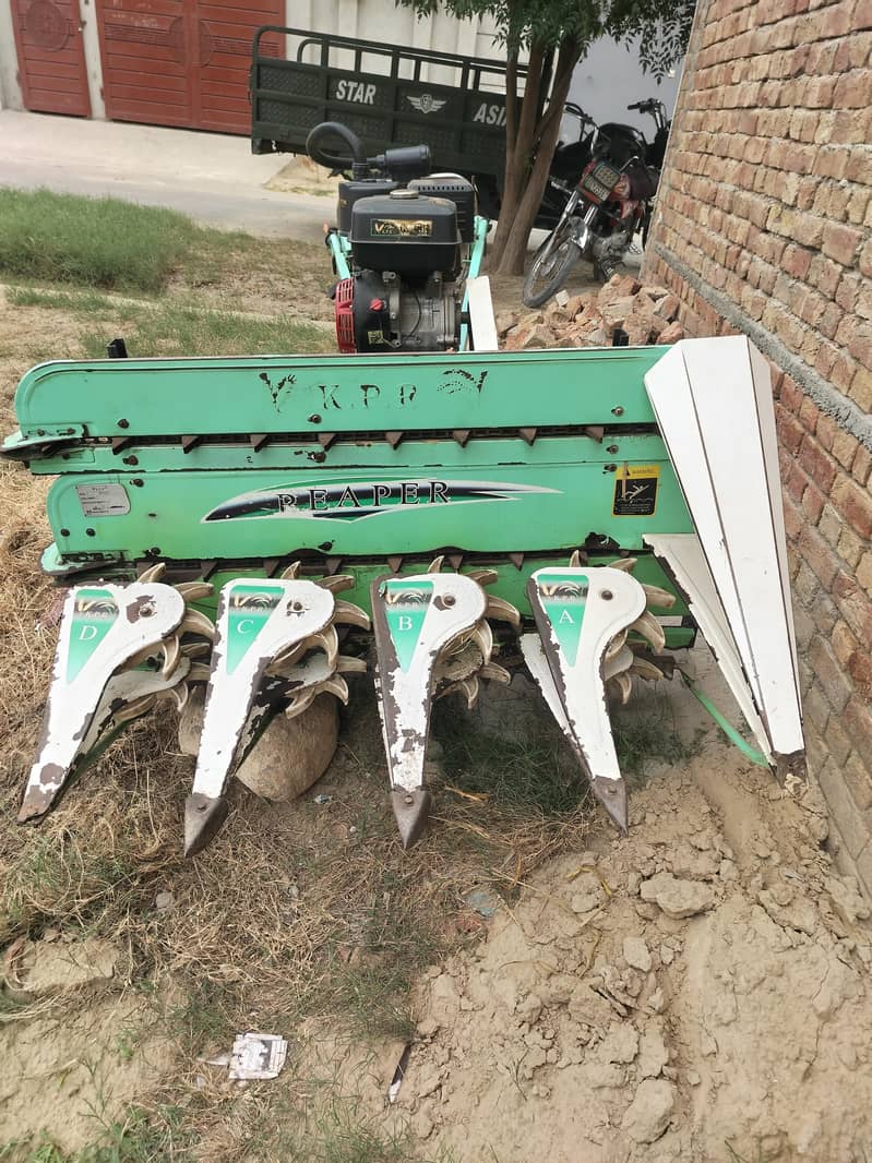 fodder cutting Reaper machine 0