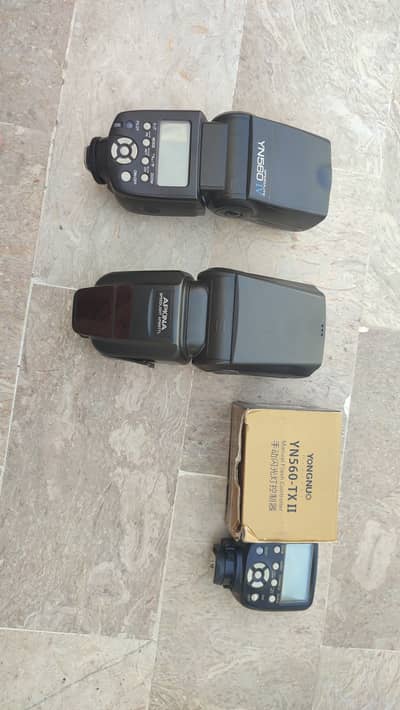 2 Flash Light 1 Yongnu flash Controller