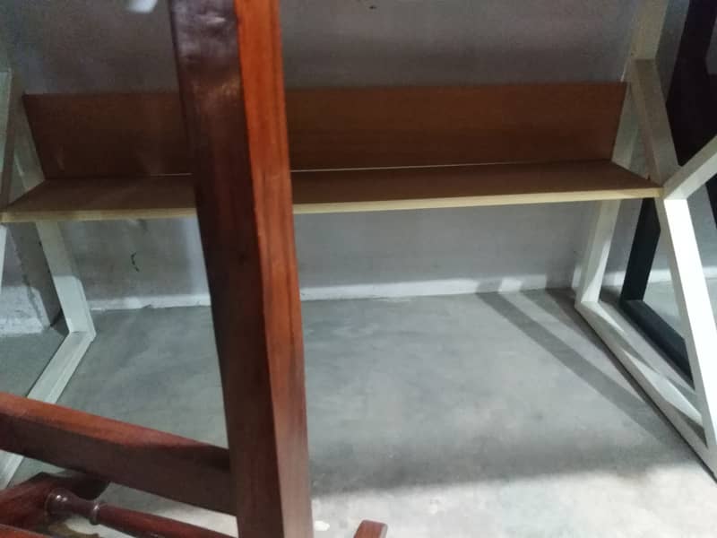 Computer table new 2*4 foot 1