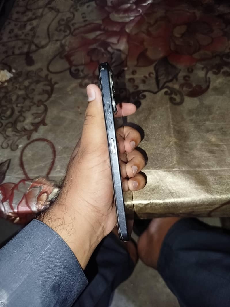 Tecno Spark Go 2