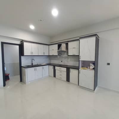 FOR RENT: BRAND NEW 2,700 SQ FT 3-BED DD LUXURY APARTMENT ZAMZAM ARCADE, CLIFTON BLOCK 9, KARACHI