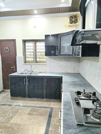 1 bed apartment for rent av opposit suppeir uni