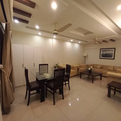 FOR RENT: FULLY FURNISHED 2-BED DD APARTMENT COUNTRY CLUB APARTMENTS, DHA PHASE 5, KARACHI
