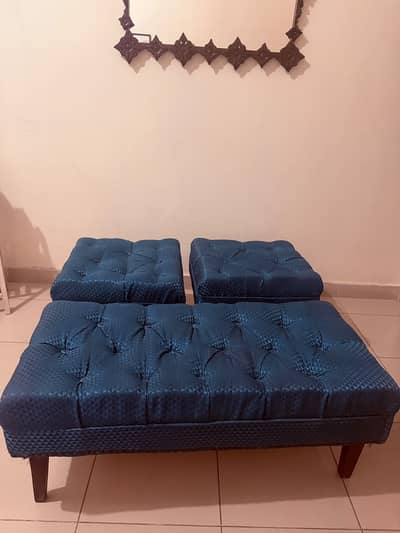 4 seater Satie Stools