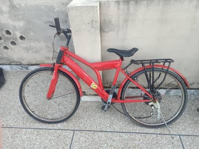bicycle  in 10/8 condition just check warranty available