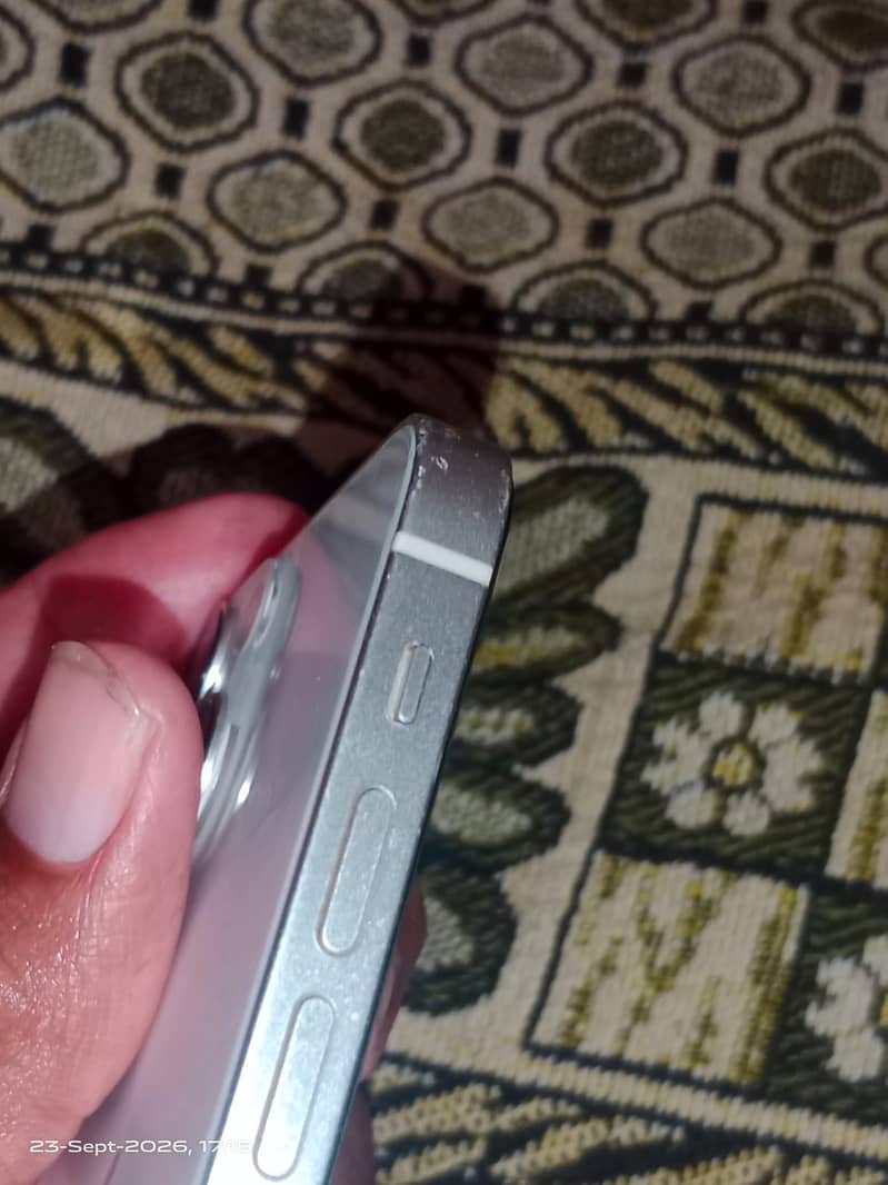 iPhone 13 mini 6