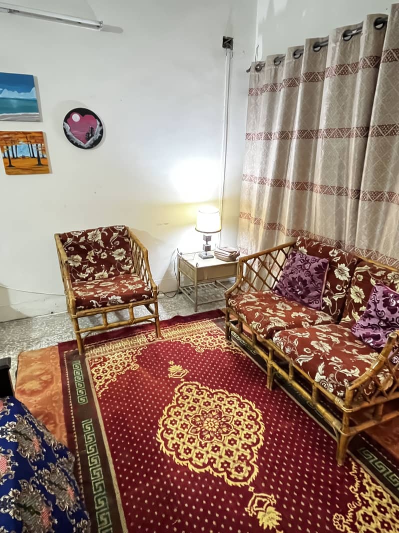 Hostel room for girls (35k) 2