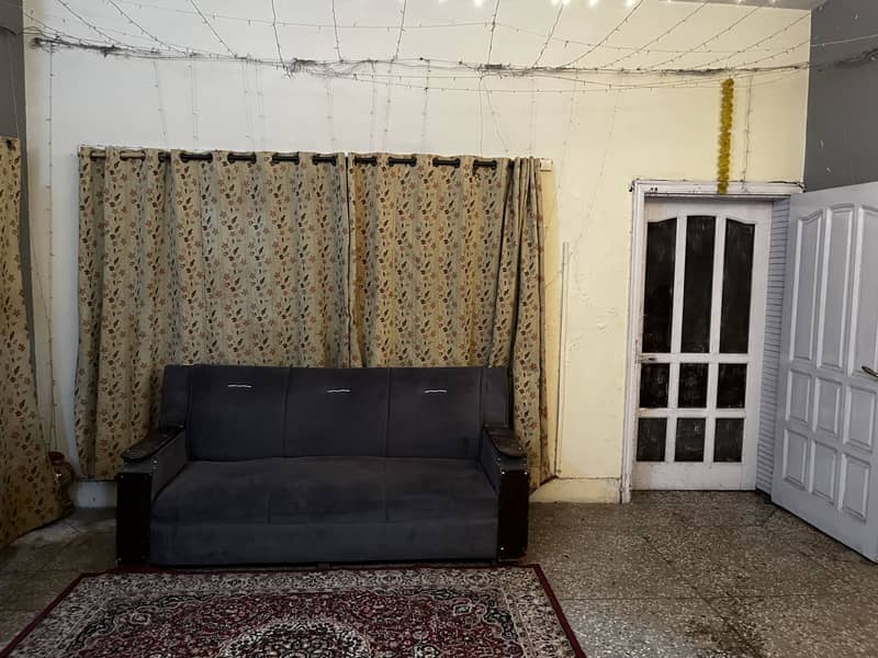 Hostel room for girls (35k) 4