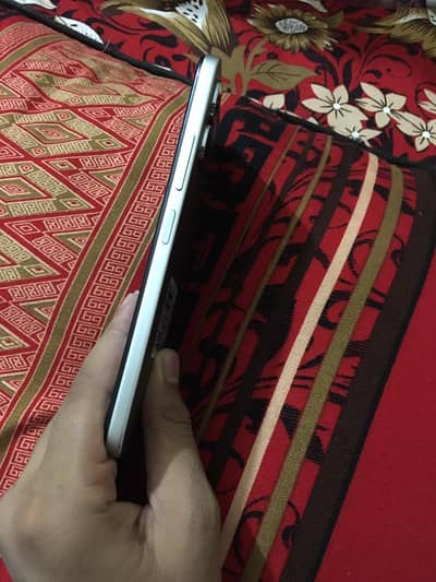 Infinix Smart 20 condition 10/10 ha 10 month ki guarantee Baki ha