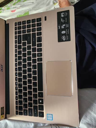 Acer laptop,used in Good condition Golden color
