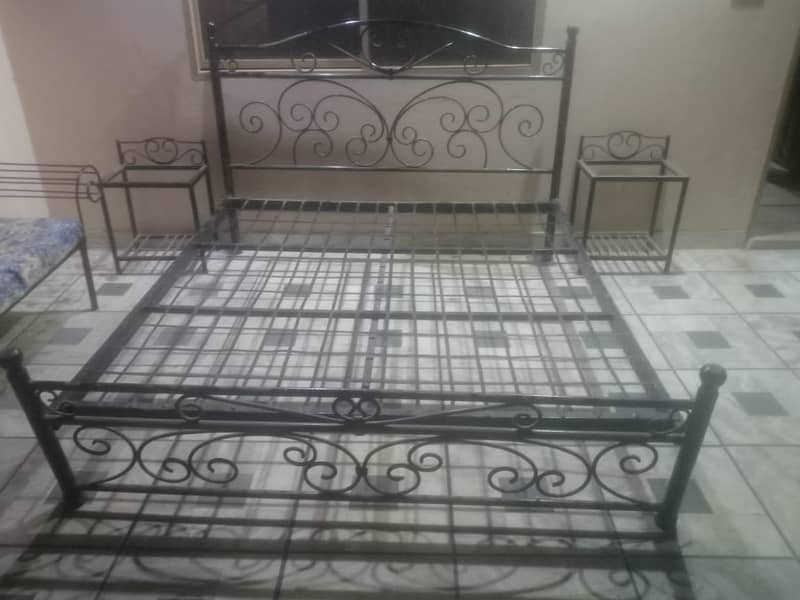 bed side table . dressing table 1
