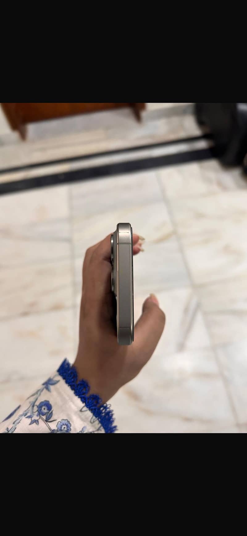 Apple iPhone 15 Pro 3