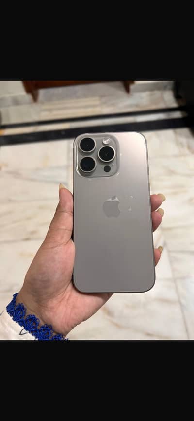 Apple iPhone 15 Pro