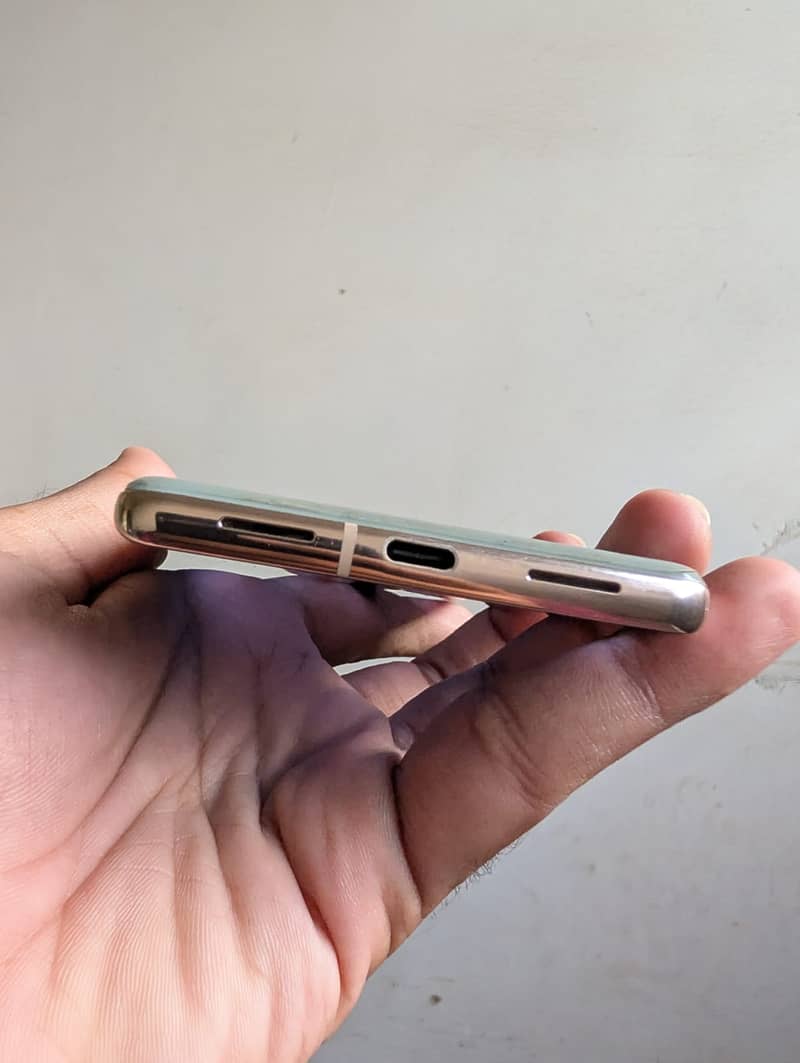 Google Pixel 7pro 4