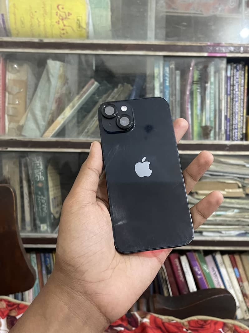 Apple iPhone 14 7
