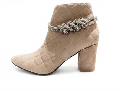 Women beig  Quailted Ankel shoes heel