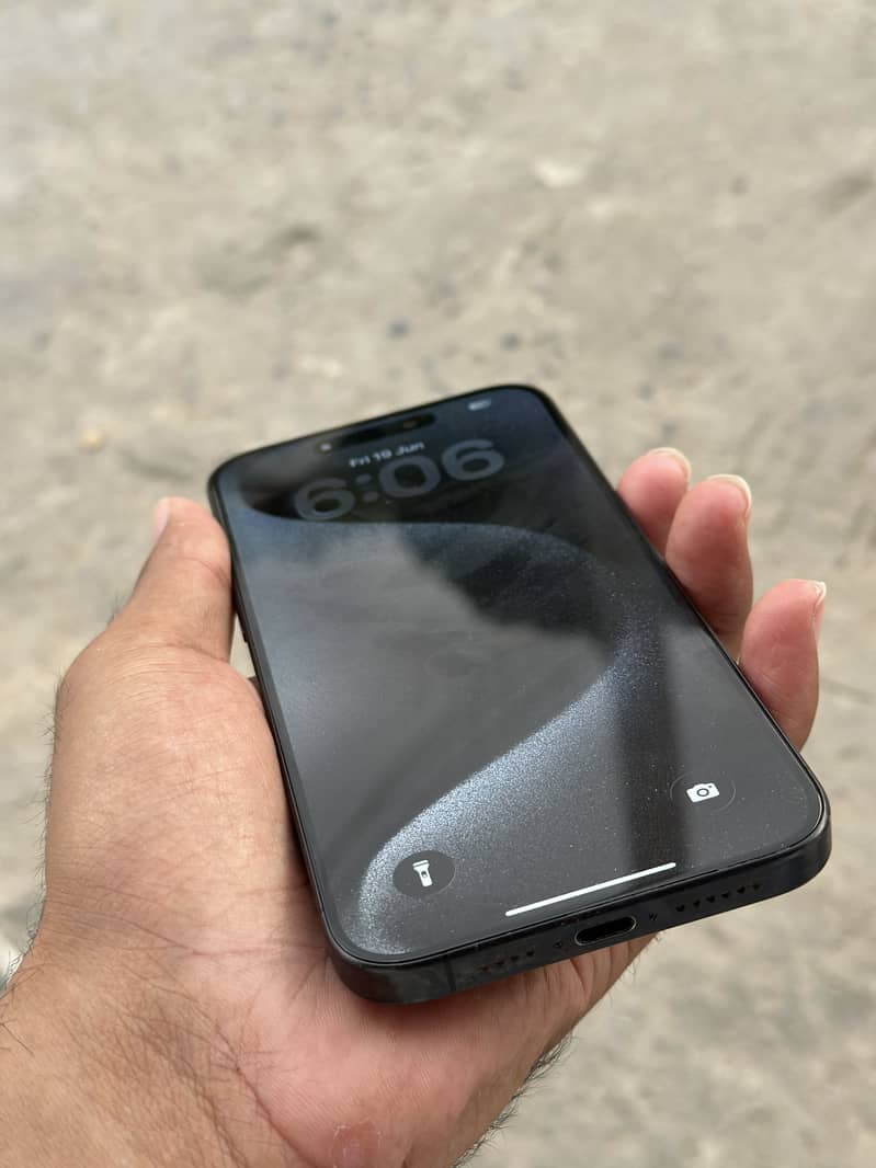 Iphone 15 pro max 1