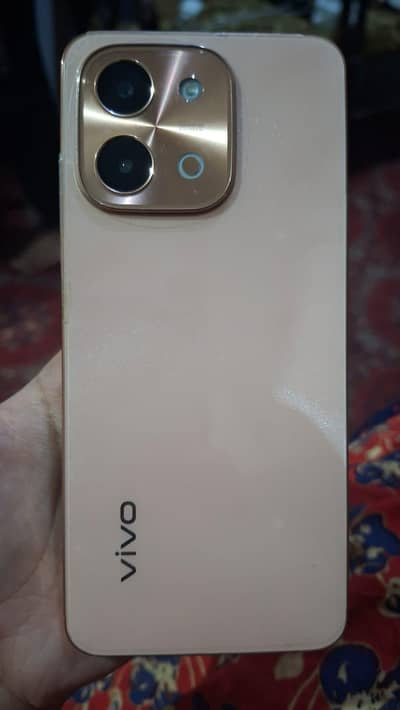 vivo y28