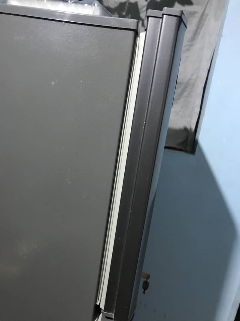 PEL 2000 model small 6