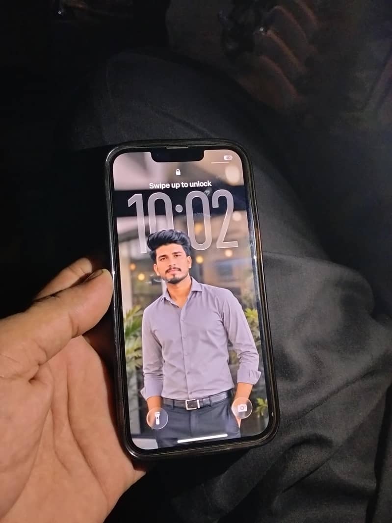 Apple iPhone 14 4
