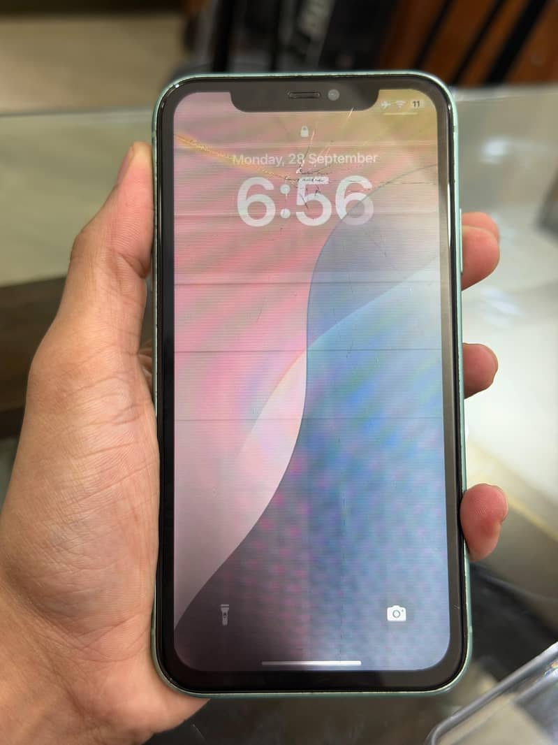 Apple iPhone 11 6