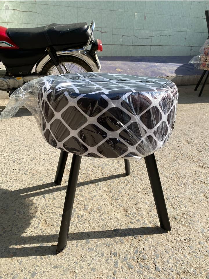 Bar Stools /Cafe Stools / Stools 18