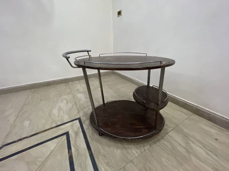 Tea trolley 0