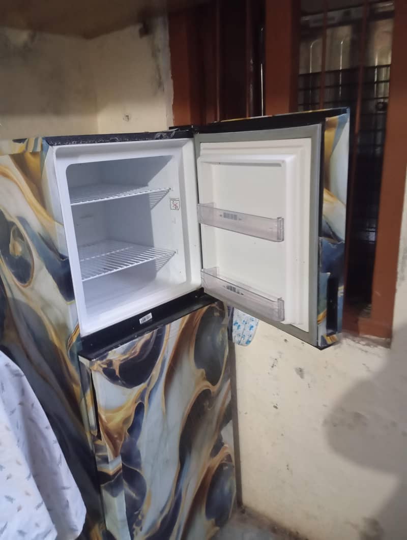 fridge 0