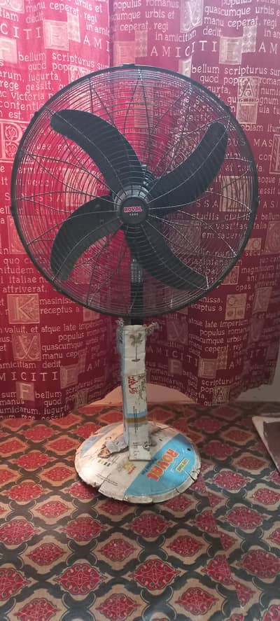 pedestal Fan