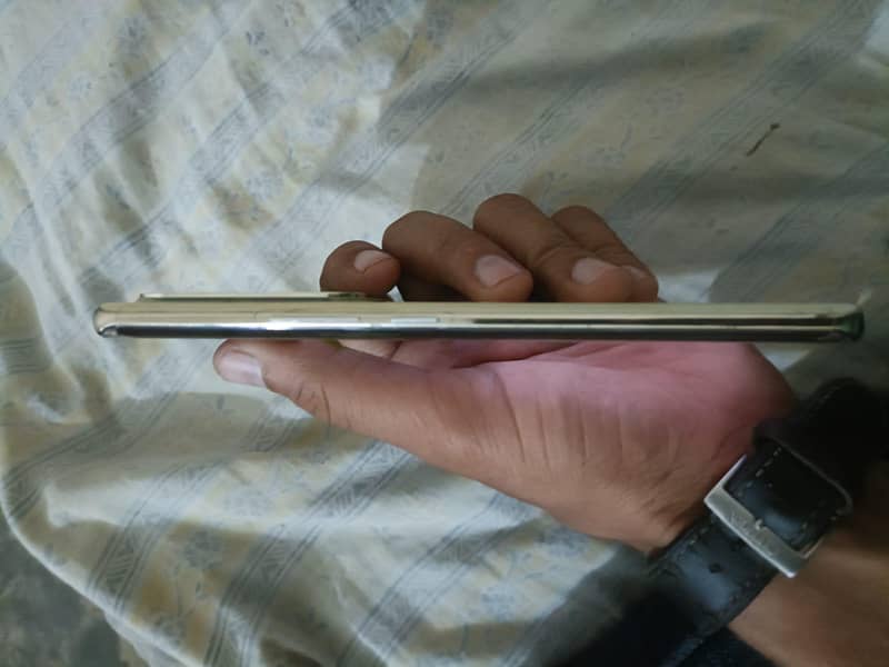 Infinix Zero 30 10