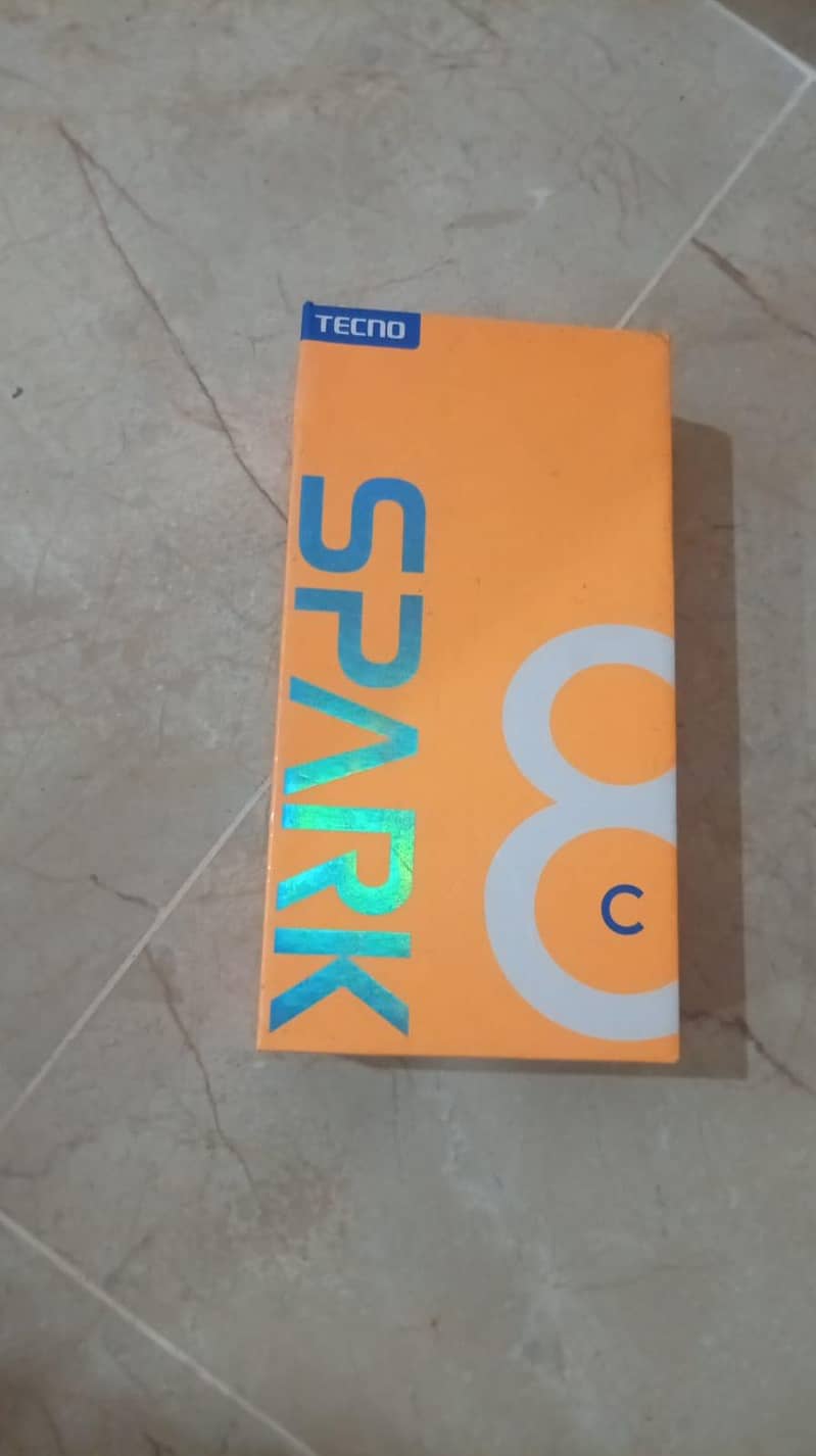 Tecno Spark 8C 5