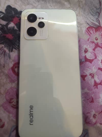 Realme C35
