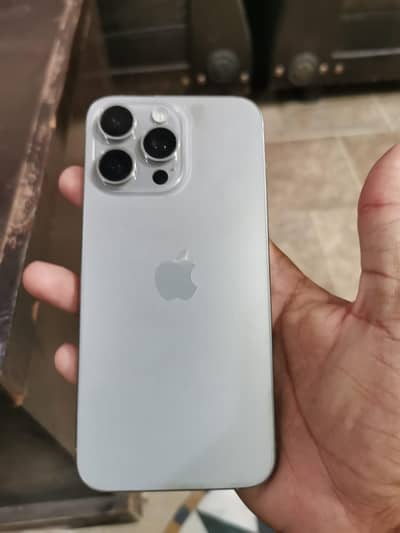 Apple iPhone 15 Pro Max