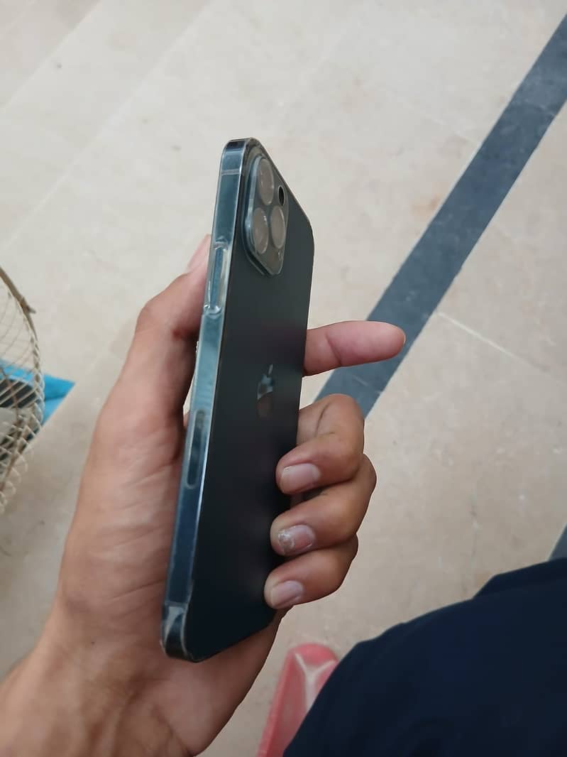 Apple iPhone 12 Pro 5