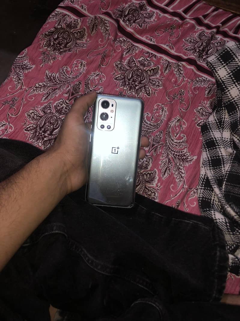 One Plus 9 Pro 0