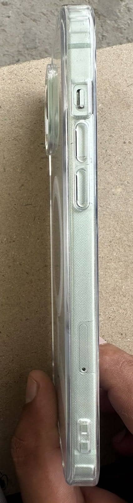 Apple iPhone 15 plus 4
