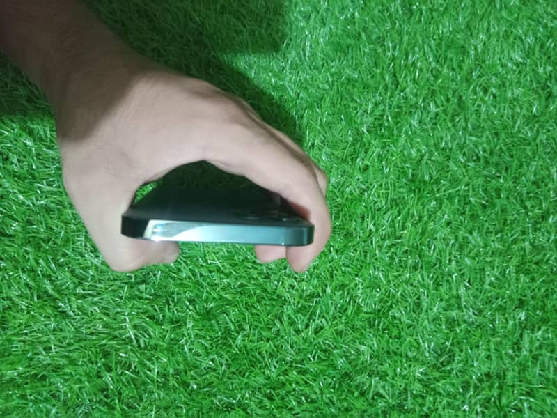 Iphone 12 pro 3