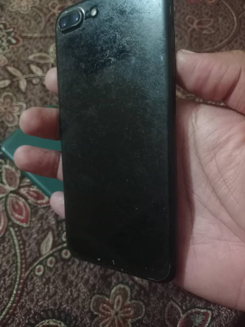 Apple iPhone 7 Plus 3