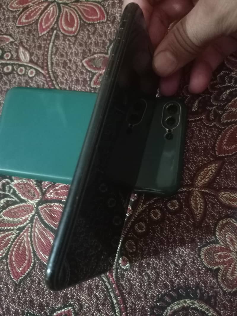 Apple iPhone 7 Plus 6