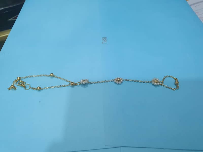 THE ELEGANT BRACELETS 14