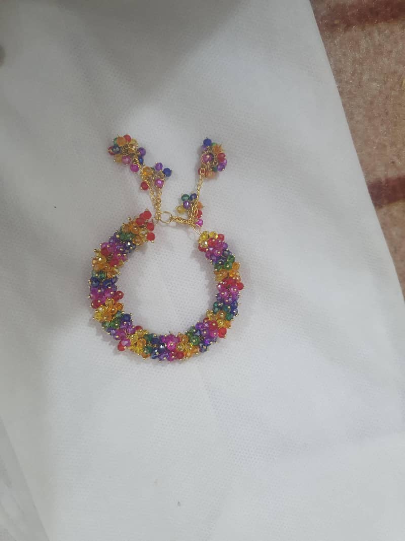 THE ELEGANT BRACELETS 16