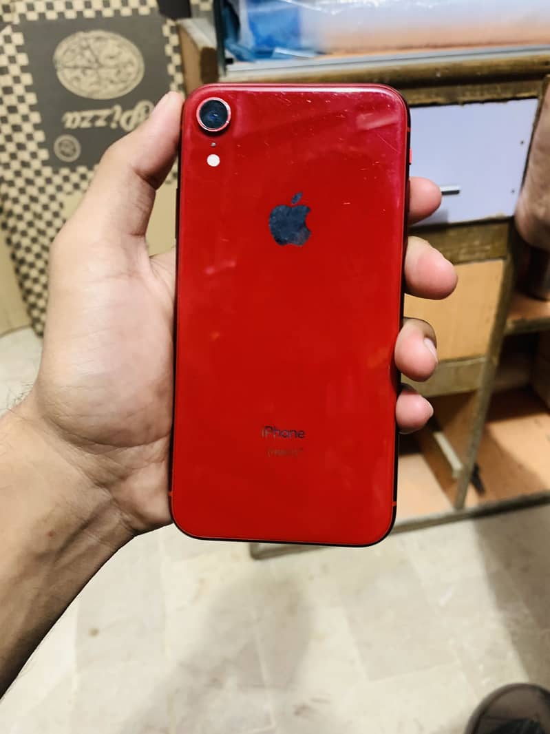 Apple iPhone XR 1